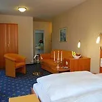 Szálloda Schloss Doettingen 4*