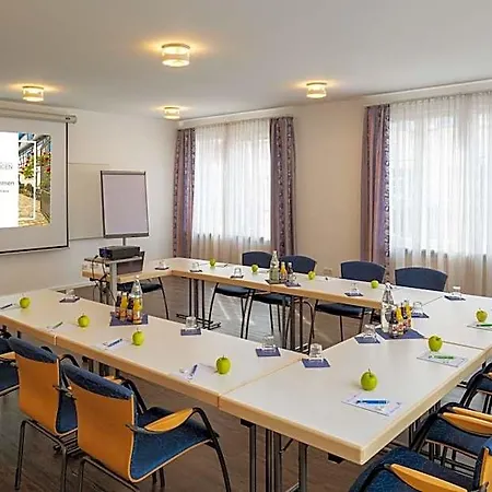 Schloss Doettingen 4*