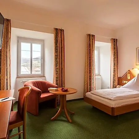 Ξενοδοχείο Schloss Doettingen 4*