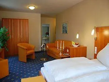 Szálloda Schloss Doettingen 4*