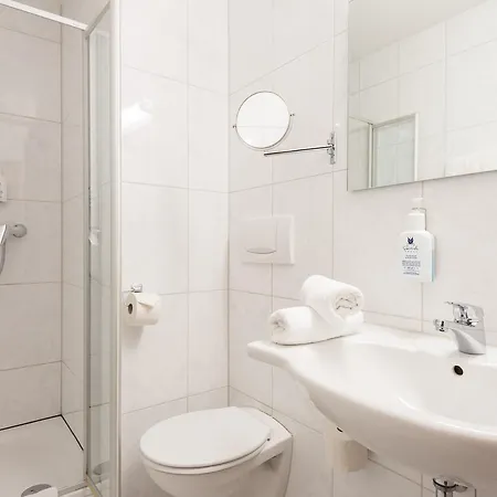 Schloss Doettingen 4*