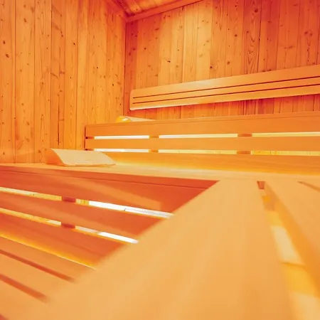 Schloss Doettingen Szálloda 4*