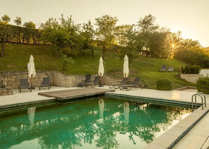 Hotell Schloss Doettingen