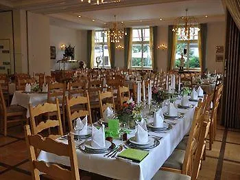 Hotel Schloss Doettingen 4*