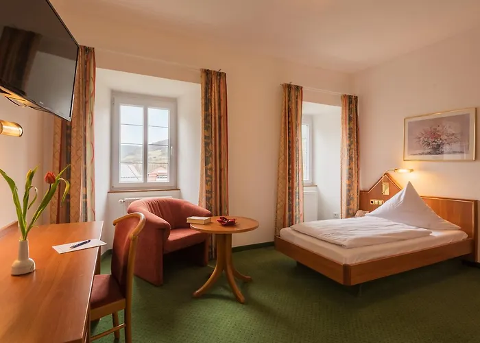 Schloss Doettingen 4*